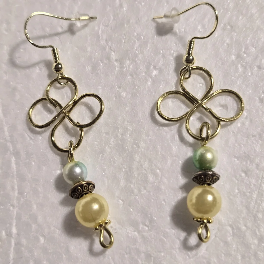 Hand Crafted Gold Clover Dangle Earrings with Pale Yellow and Mint/Yellow Beads - Picture 2 of 10
